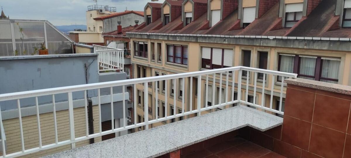 Апартаменты Atico Quintana II - Con Terraza, En El Centro Con Wifi Y Garaje Овьедо Экстерьер фото
